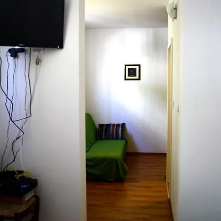 Ena Penzion Split