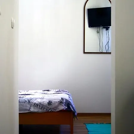 Ena Split