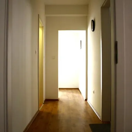 Ena